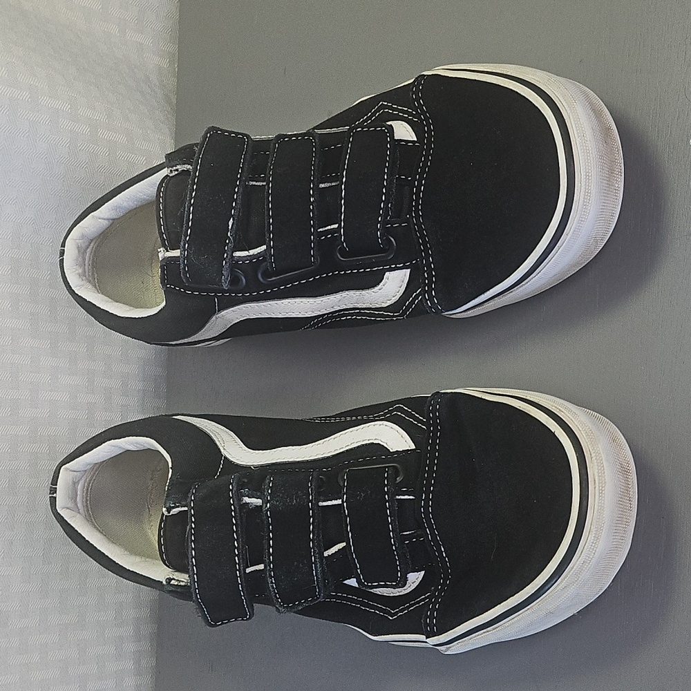 Vans Sneakers With Triple Velcro Closure Size 10.5 Great Condition - Picture 2 of 8